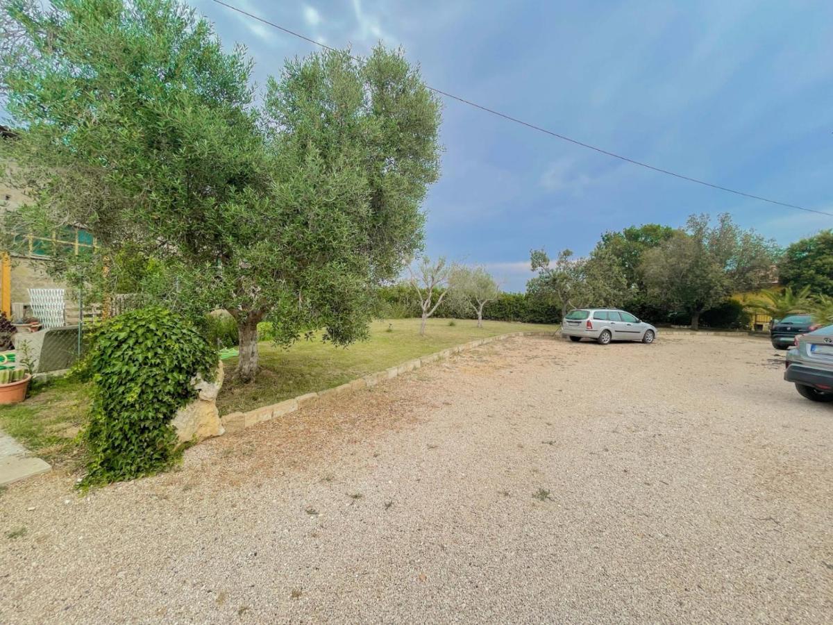 מונטאלטו די קסטרו Villa In Campagna Tra Natura E Verde מראה חיצוני תמונה
