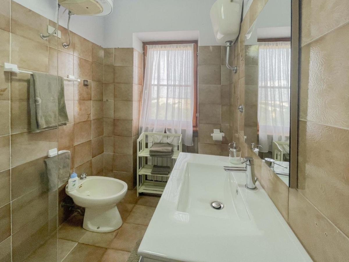 מונטאלטו די קסטרו Villa In Campagna Tra Natura E Verde מראה חיצוני תמונה